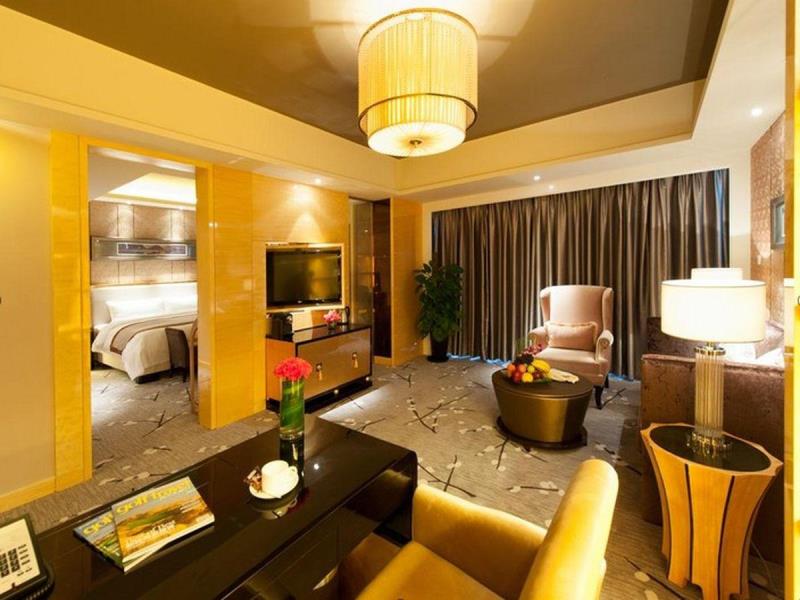 Kunming-Wyndham-Grand-Plaza-Royale-Coloful-Hotel-5