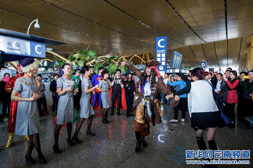 Cosplay shows hit Kunming Airport