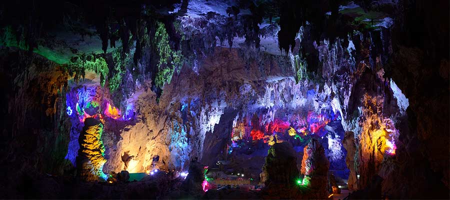 Swallow Cave in jianshui