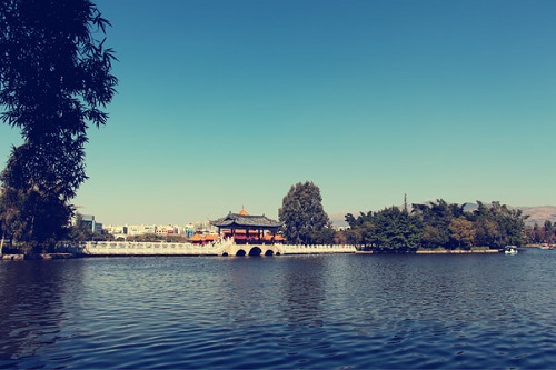 Nanhu Lake in Mengzi City