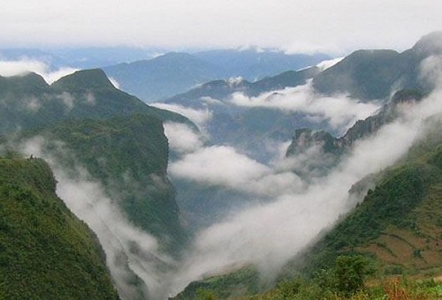 Fenshuiling Nature Reserve in Jinping County