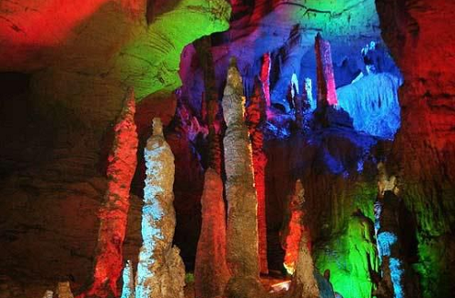 Qinghua Cave in Funing County