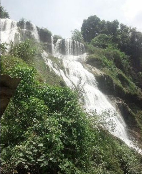 Puyang Waterfall in Funing County
