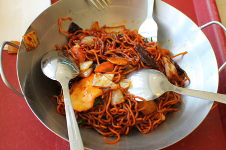 Fried noodles with three shredded