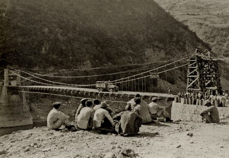 Reconstructed Huitong bridge.