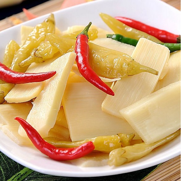 Sour bamboo shoots