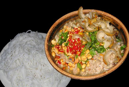 Ruili-food-Guoshou-Rice-Noodles.jpg