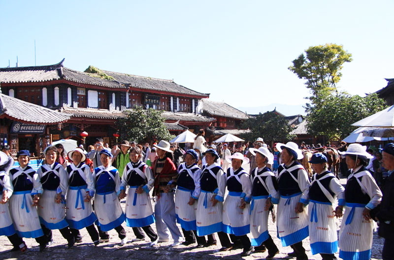 Naxi Dance in Square Market