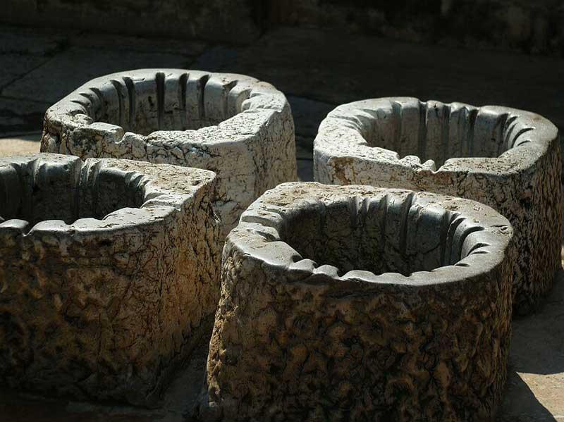 Ancient Well in Jianshui Old Town