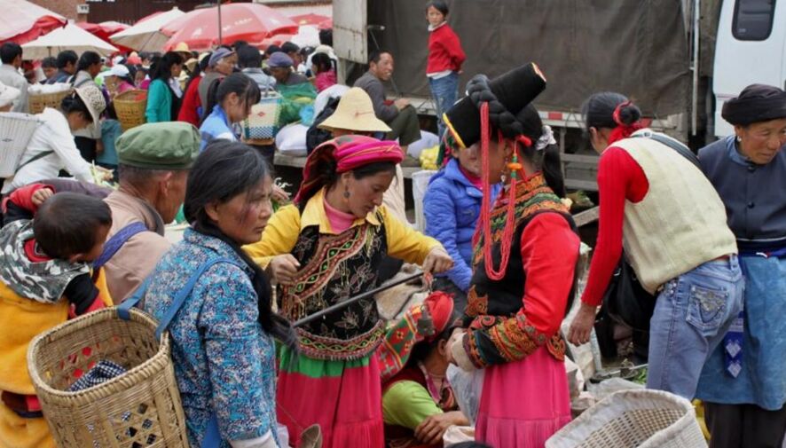 Shaxi-Friday-Market-Dali