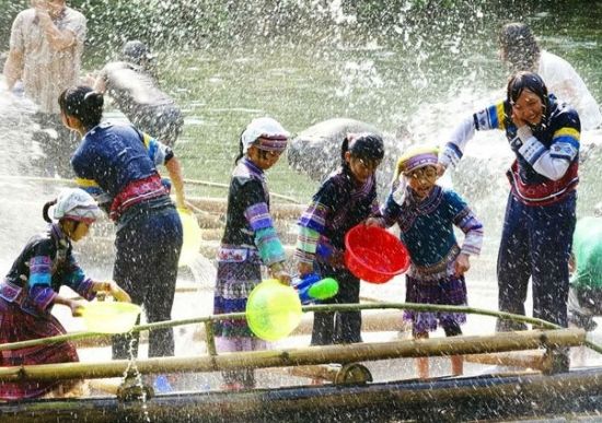 Luoping Buyi March three Songkran