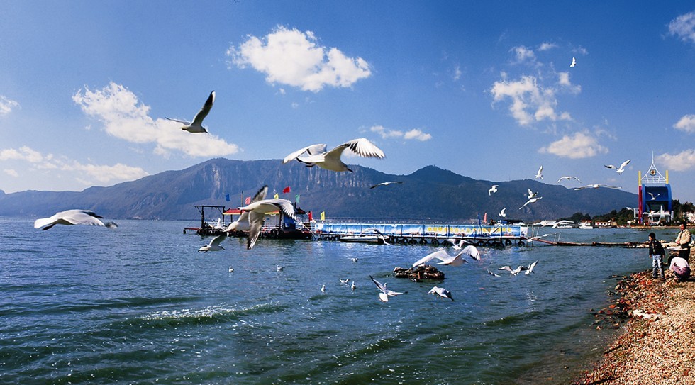 Dianchi Lake Scenic Area in Kunming