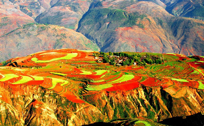 Dongchuan Red Soil (Hongtudi) in Kunming