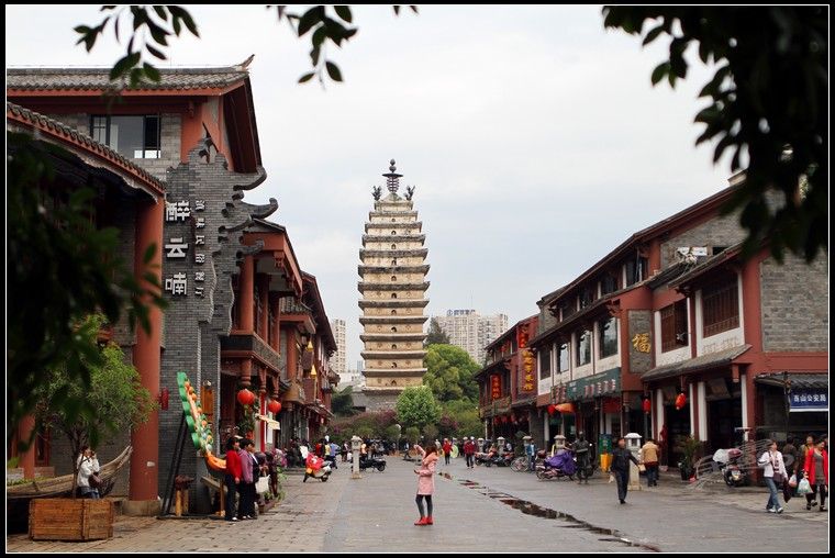 The East and West Temple Pagodas in Kunming