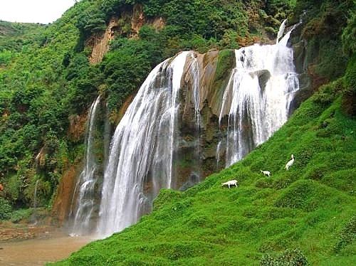 Kunming Dadieshui Waterfall