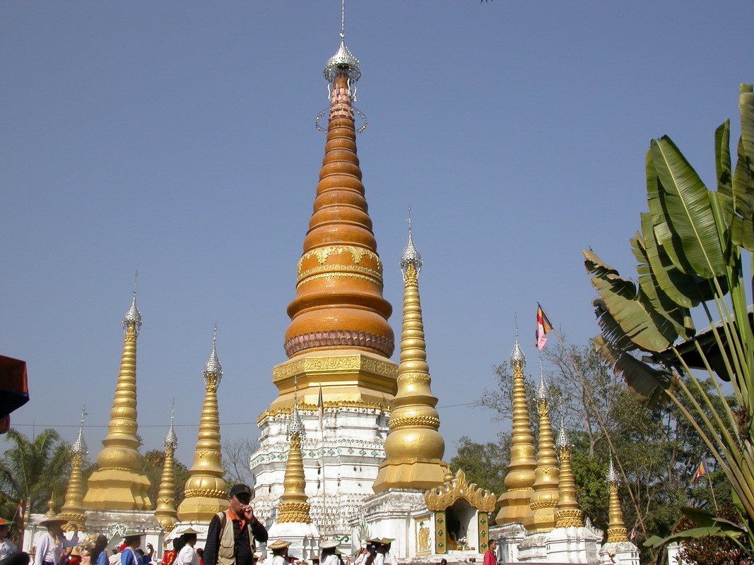 Dehong Great Jiele Golden Pagoda