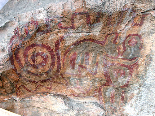 Dawang Cliffs Rock Painting in Malipo County