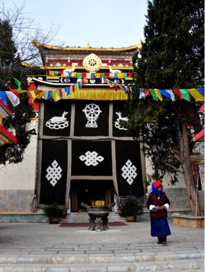 Guishan Temple in Shangrila