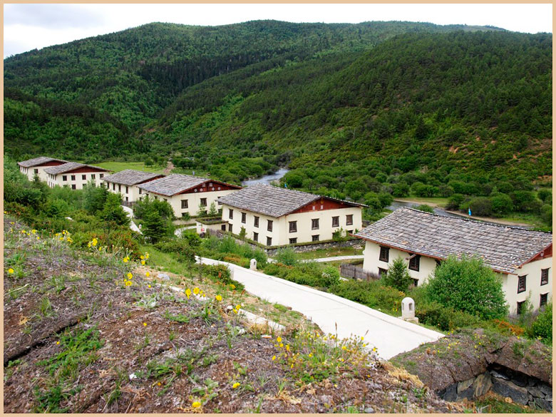 Ringha Village in Shangri-la