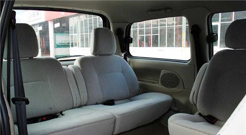 REFINE Grace 9 seat Car